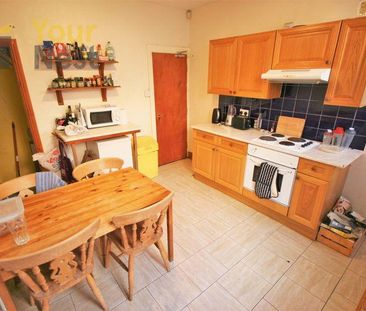 4 bedroom terraced house to rent - Photo 1