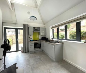 1 bedroom detached house to rent - Photo 5