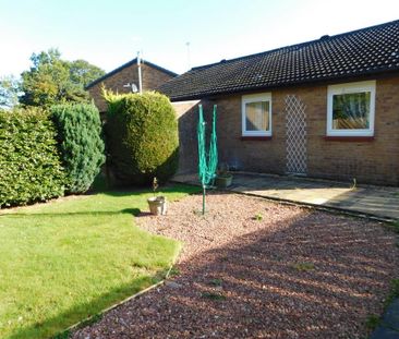 2 bedroom semi-detached bungalow to rent - Photo 4