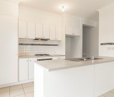 10 Sandon Place, Kelso QLD 4815 - House For Rent | Domain - Photo 6