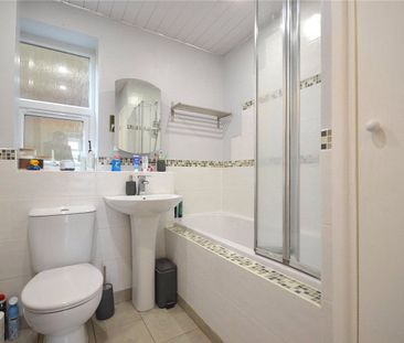 Epworth Court, 18 Hooley Range, Heaton Moor, Stockport, SK4 4HU - Photo 2