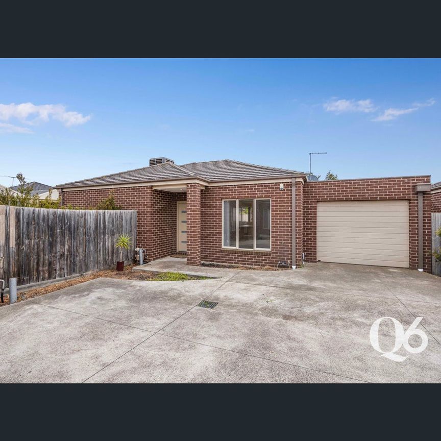4/11-13 Gibson Court, Sydenham, Vic 3037 - Photo 1