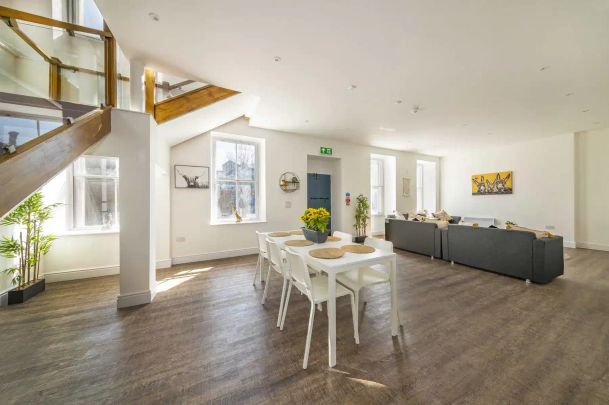 Premium 2 Bed Loft Apartment - Photo 1