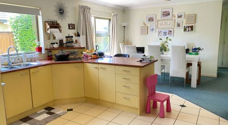 Spacious 4-Bedroom Brick & Tile Home in a Secure Gated Community - Photo 4