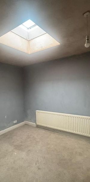 3 bedroom flat to rent - Photo 1