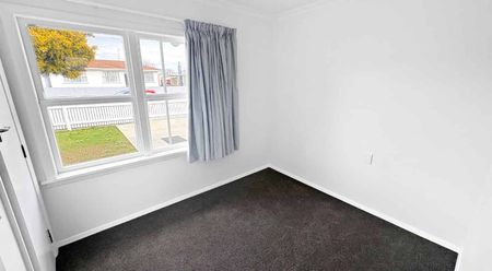 LEVIN - 2 BEDROOMS - Photo 2