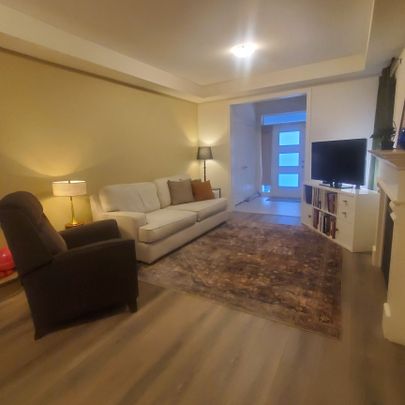 For Lease - 290 Skinner Road, Hamilton, Ontario - Photo 1