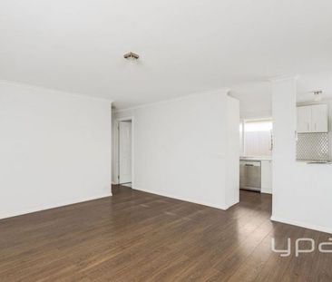 Location Location! - Photo 6