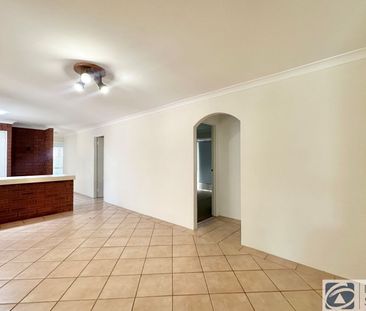 Large Family Home HOME OPEN SATURDAY 14 FEBRUARY AT 9.00AM SHARP! - Photo 6