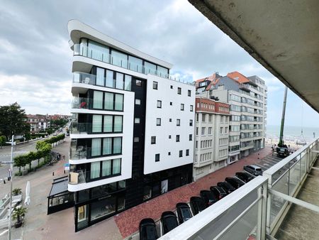 Hoekappartement met prachtig open zicht in het Zoute! - Photo 2