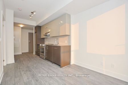 For Lease - 188 Fairview Mall Drive Unit# 1102, Toronto, Ontario - Photo 4
