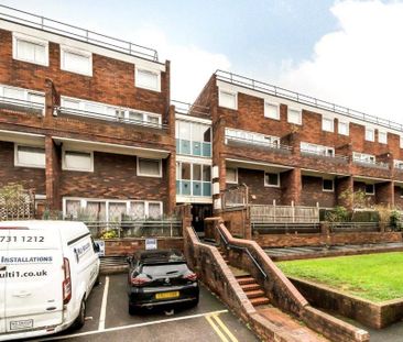 3 bedroom maisonette to rent - Photo 3