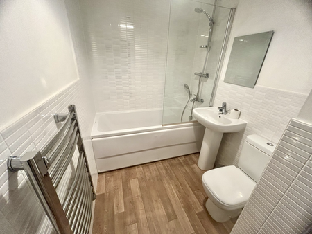 1 bedroom flat to rent - Photo 4