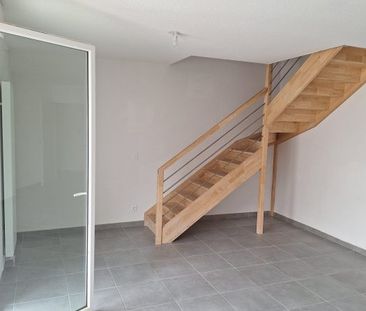 T4 duplex avec balcon + 2 pkgs sous sol - Photo 1