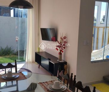 Casa Geminada com 2 quartos e 90m² para alugar em Campeche, Florian... - Foto 1