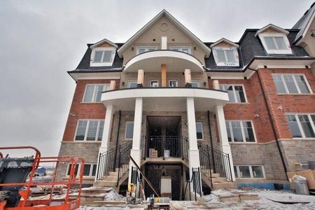 For Lease - 2420 Baronwood Drive Unit# 21-02, Oakville, Ontario - Photo 3