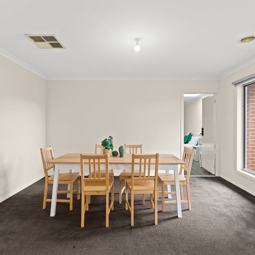 Wyndham Vale - Photo 1