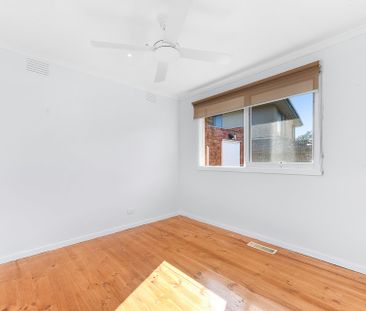 3/4 Saladin Avenue, Glen Waverley - Photo 4
