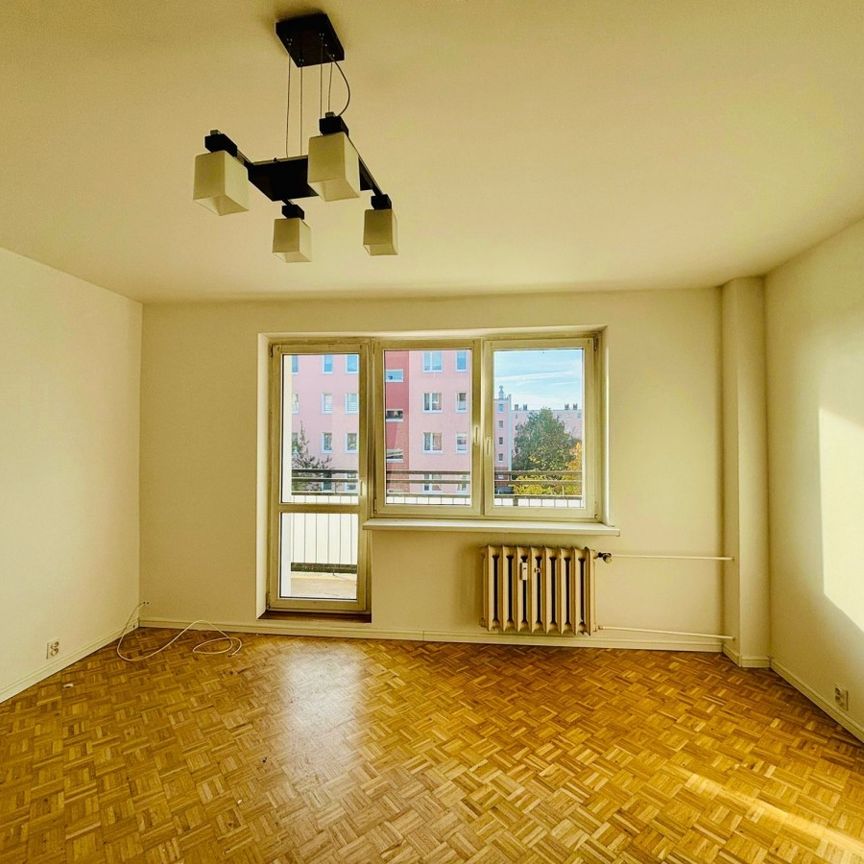 3 pokojowe mieszkanie na Os. Dąbrowszczaków - Photo 1