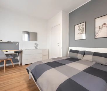 Via Tiziano Aspetti, Padova, Veneto 35134 - Photo 4