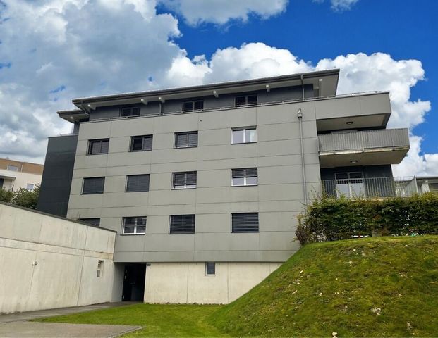 Appartement 4.5 pièces avec balcon - Photo 1