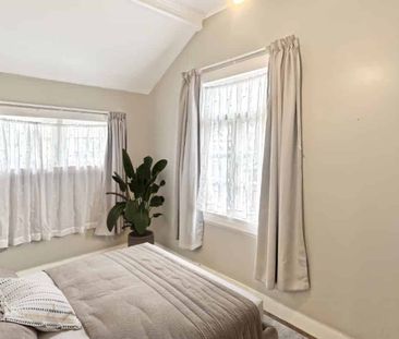 WEST END - 3 BEDROOMS - Photo 3