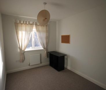 Moorhouse Close - £985 pcm - Photo 4