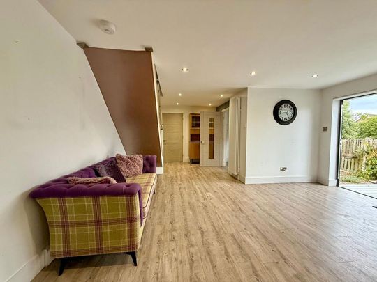 3 bedroom detached house to rent - Photo 1