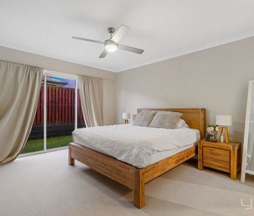 Luxury Family Living with heart! - Photo 6