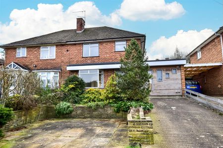 3 bed house to rent in Tresco Road, Berkhamsted, HP4 - Photo 5