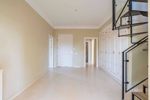 Luxury Detached House for rent in Pozuelo de Alarcón, Spain - Photo 1