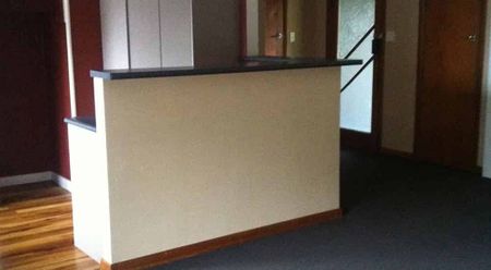 Charming 3BR Home in Hokowhitu - Photo 2