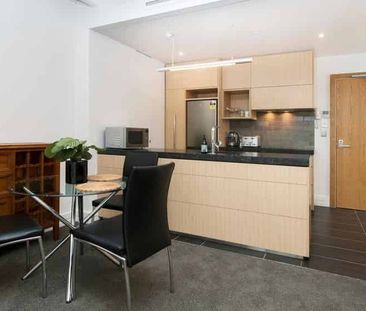 Modern Fully Furnished 1-Bedroom Apartment in Prime Grafton Location - Photo 4