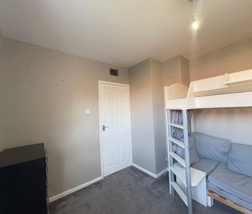 Belsay Avenue, South Shields, South Shields, Tyne and Wear, NE34 6RR - Photo 6