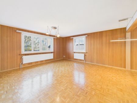 Einladendes 5-Zimmer Einfamilienhaus mit fantastischem Ausblick in Murg, Kanton SG - Photo 2