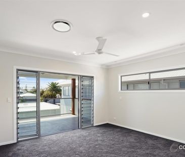 Balance your Executive & Coastal Lifestyle! - Photo 1