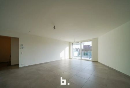 Nieuwbouwappartement te huur met één slaapkamer - Photo 2
