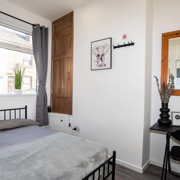 1 bedroom in a house share to rent - Photo 1