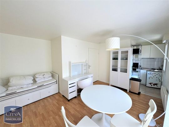 Location Appartement 1 pièce 25m² LILLE 59000 - Photo 1