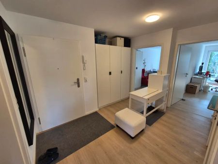 Neuwertige 4,5-Zimmer-Wohnung in ruhiger Lage – Modernes Wohnen in Böblingen - Photo 2