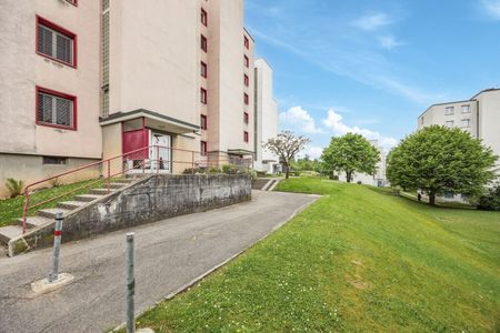 Beautiful apartment in a green setting - Photo 5