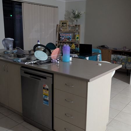 East Cannington - Photo 3