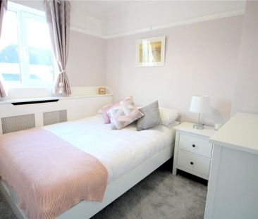 3 bedroom semi-detached house to rent - Photo 6