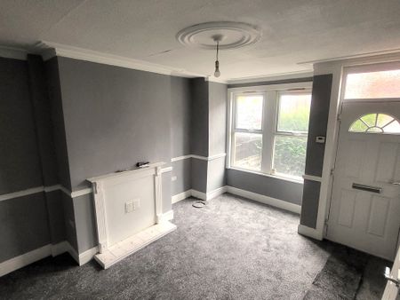 Sutherland Mount, Harehills, LS9 6DW - Photo 3