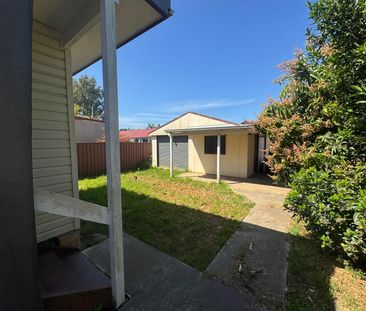 Family Comfort in a Peaceful East Hills Location - Photo 3