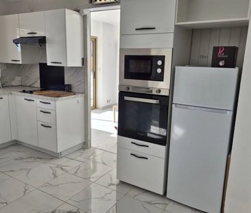 Location Appartement 3 pièces 69m² CAGNES SUR MER 06800 - Photo 4