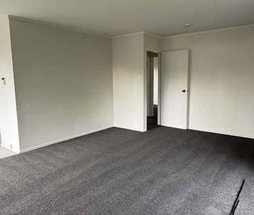 Walking distance to Papakura township and train station - Photo 5