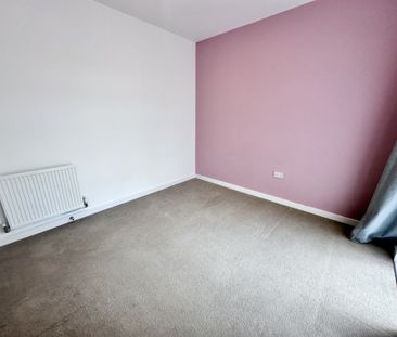 Plantation Close, Doncaster, Bentley - Photo 2
