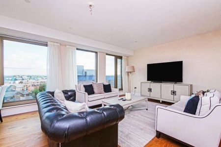 3 bedroom penthouse to rent - Photo 3