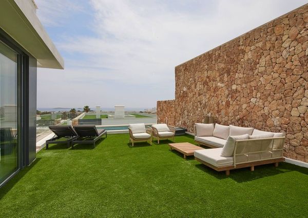 Luxury Detached House for rent in Santa Eulària des Riu, Spain